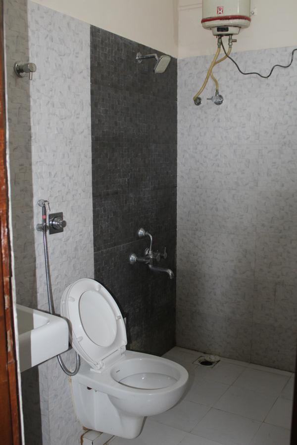 Royale Inn Vapi Eksteriør billede