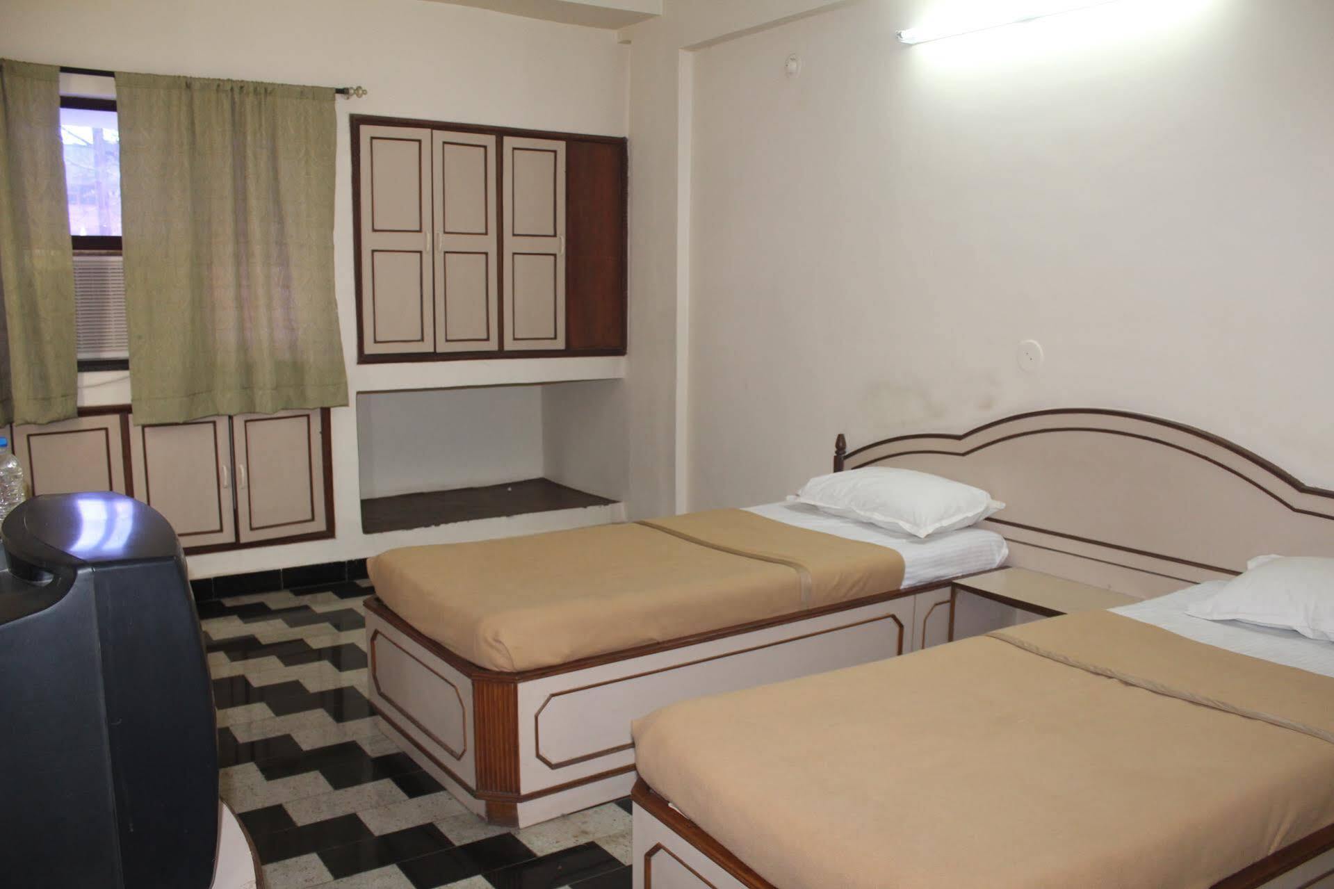 Royale Inn Vapi Eksteriør billede